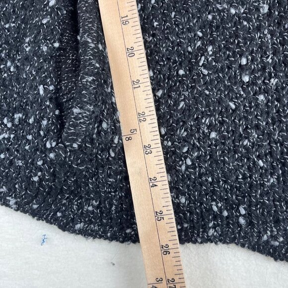 Saks‎ Fifth Black label fur trim poncho - Picture 6 of 6